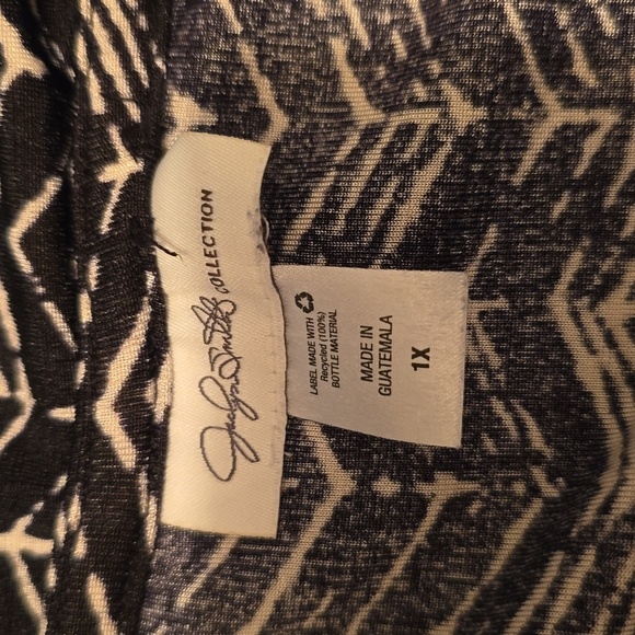 Jaclyn Smith short- sleeve top 1X - Picture 3 of 3